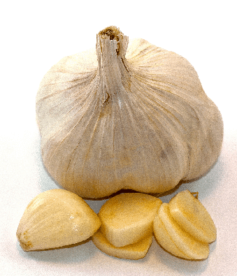 Whole Garlic with Slices