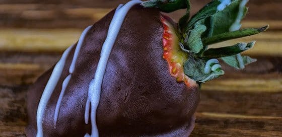 Chocolate Covered Strawberry: How to Make Them with a Twist